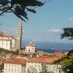 Apartments Piran דירה פיראן