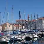Apartments Piran פיראן